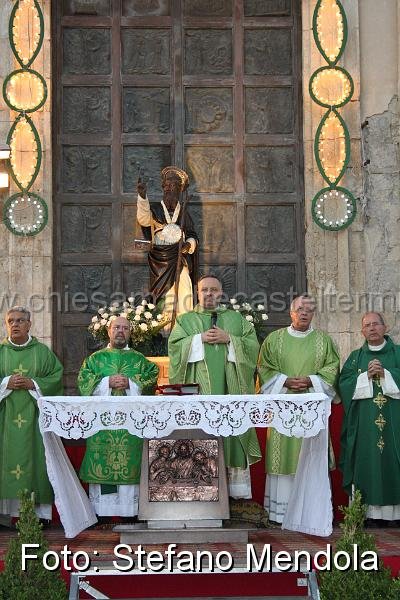 2009IMG_7035.JPG - Concelebrazione Eucaristica presideuta da S.E. Mons. Francesco Montenegro, Arcivescovo di Agrigento (2009)